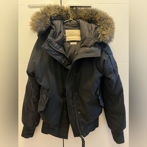 Black Community Fur-Trimmed Winter Jacket XS